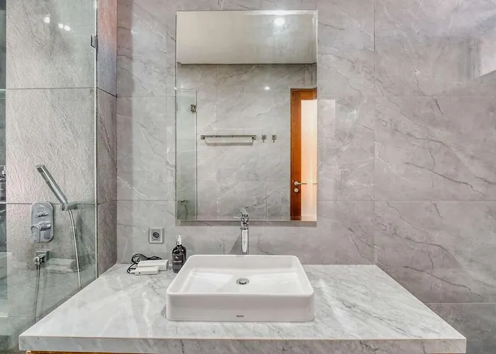 Bhumi A4 3br Sunset & Gwk Views In Villa *