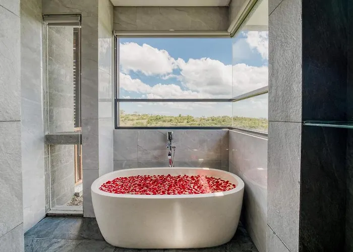 Bhumi A4 3br Sunset & Gwk Views In *